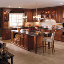 Traditional kitchen cabinet design